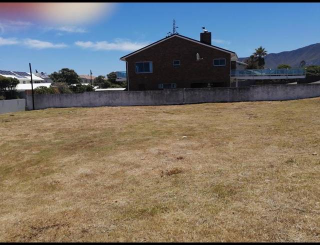 LAND FOR SALE IN SANDBAAI